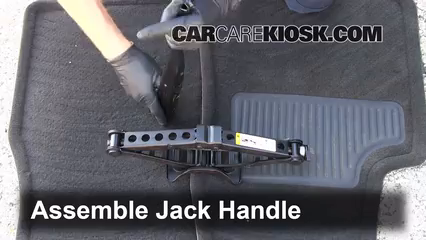 2008-2019 Dodge Challenger Jack Up How To - 2010 Dodge Challenger RT 5